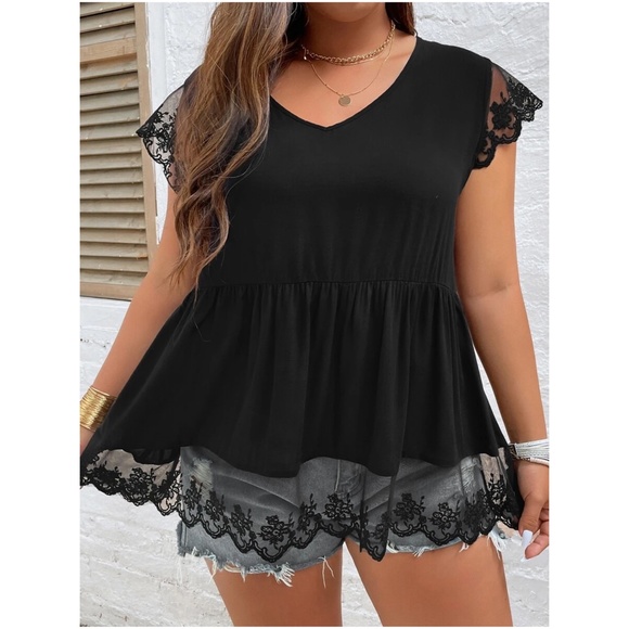 Plus Black Floral Ruffle Sleeve Blouse - Picture 4 of 4